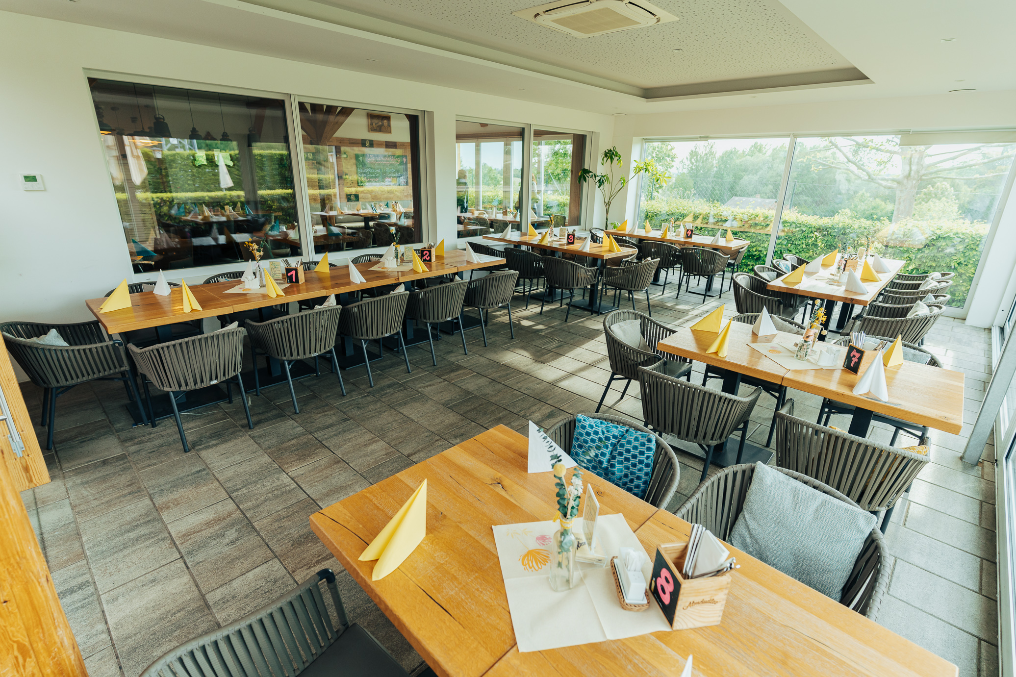 Restaurant Sportplatz Riedmüller innen – Feier Lassee NÖ